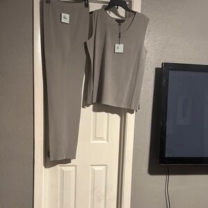 Ming Wang Sleeveless Top & Straight-Leg Pants in Taupe